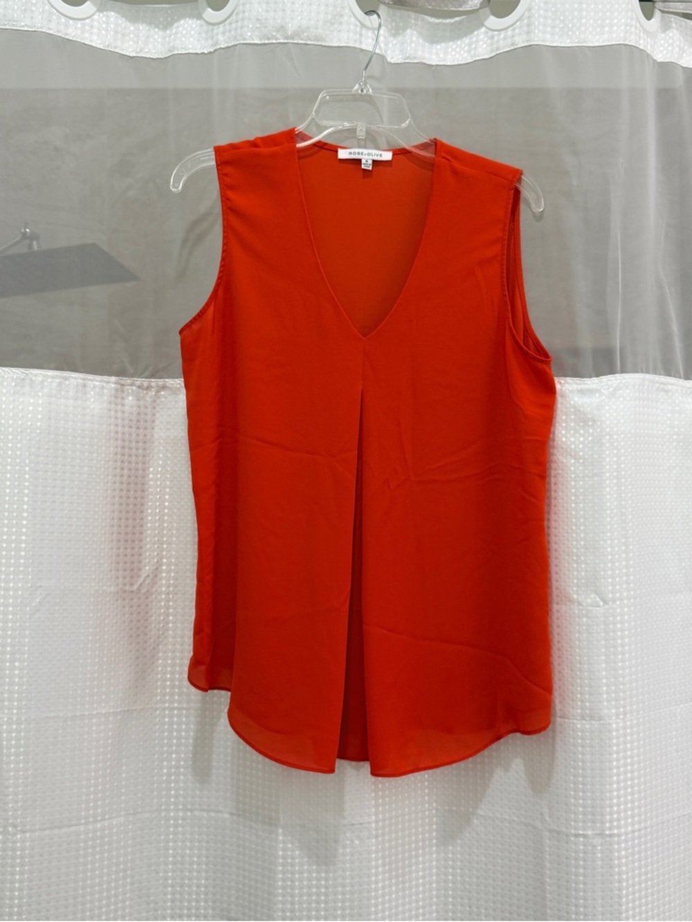 Women's Rose & Olive Orange V-Neck Sleeveless Blouse Loose Fit Size Medium
